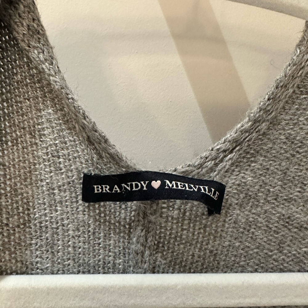 Brandy Melville Long Gray Cardigan - Picture 6 of 11